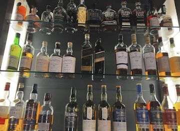 iowa/mason-city/bar/walsh-s-shebeen