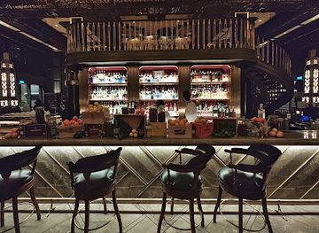 singapore/bugis/bar/atlas