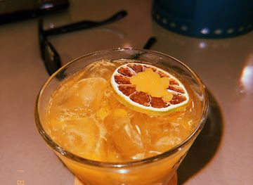 belize/lighthouse-reef-atoll/bar/the-bar-at-alaia-belize