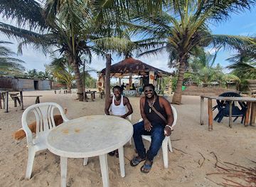 the-gambia/sandu/bar/caravan-beach-disco-pub