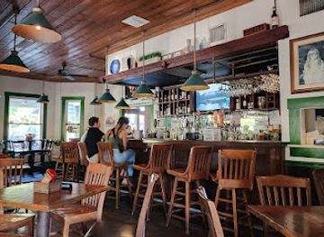 florida/tampa/seminole-heights/bar/front-porch-bart-s-tavern