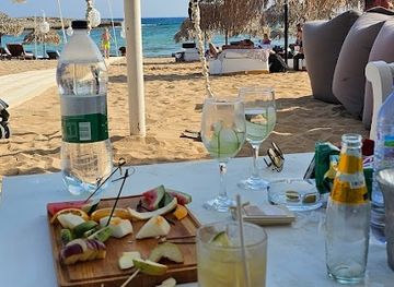 cyprus/makronissos-beach/bar/beachouse