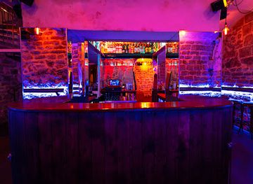 france/paris/saint-germain-des-pres/bar/la-cave-st-germain