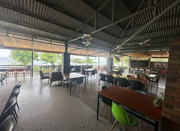 timor-leste/manufahi/bar/kitchen-art-tipsy-bar