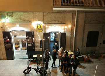 italy/bari/santo-spirito/bar/pub-bari-ex-salumeria-food-beer