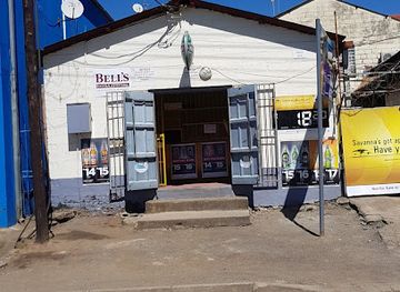 eswatini/ngwavuma-valley/bar/the-pit-stop-bottle-store-bar