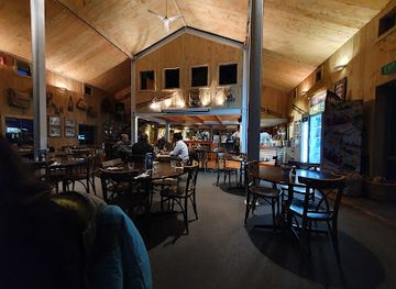 new-zealand/mount-cook-national-park/bar/the-old-mountaineers-cafe