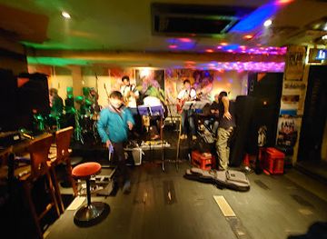 japan/osaka/tennoji/bar/tinzuhoru