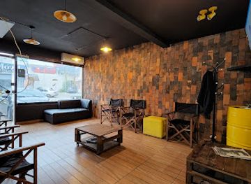 paraguay/upper-chaco/bar/barbas-barbershop