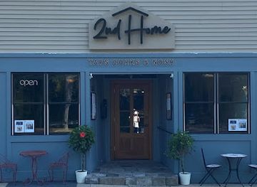2nd Home Lounge | Restaurant | Bar | Live Music | Wine | Beer