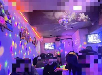 パブ タニヤ