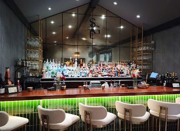 texas/enchanted-rock-state-natural-area/bar/sage-restaurant-and-lounge