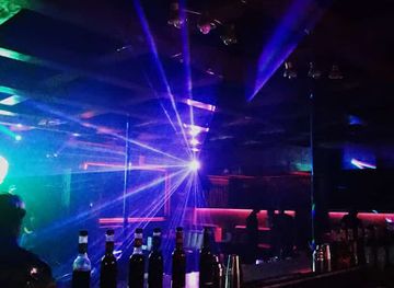 indonesia/togean-islands/bar/zona-nyaman