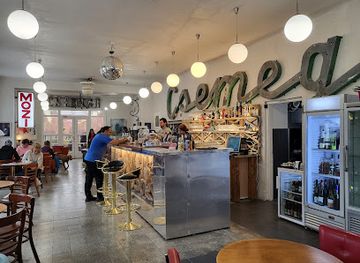 hungary/lake-balaton/bar/kali-cool