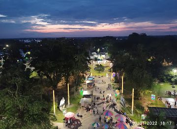 colombia/amazonas-department/bar/parque-santander