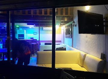 cameroon/littoral/bar/v-i-p237-lounge-disco