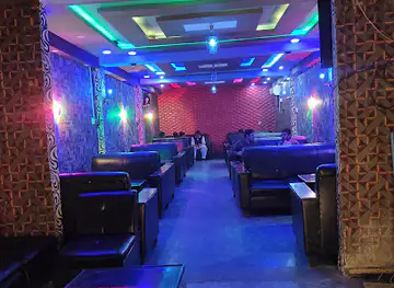 CLASSIC BAR CAFE