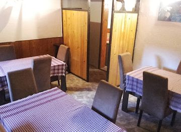 Bar 36