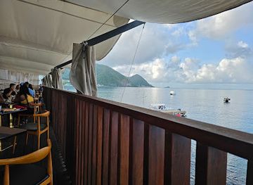 dominica/saint-peter/bar/palisades-restaurant
