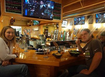 washington/lynnwood/bar/bulldog-saloon