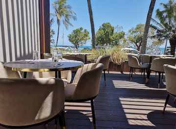 new-caledonia/noumea/baie-des-citrons/bar/olive-fragrances