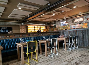 michigan/holland/bar/seventy-six