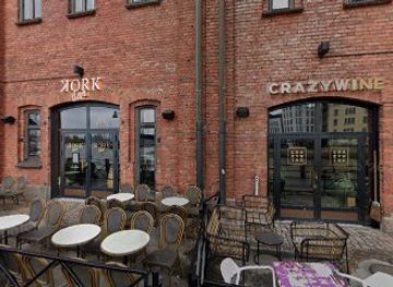 finland/helsinki/katajanokka/bar/velvet-bar