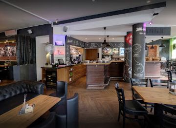 germany/wurzburg/altstadt/bar/wohnzimmer-bar-wurzburg