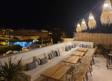 tunisia/kairouan/bar/el-abbassia-snacks-drinks