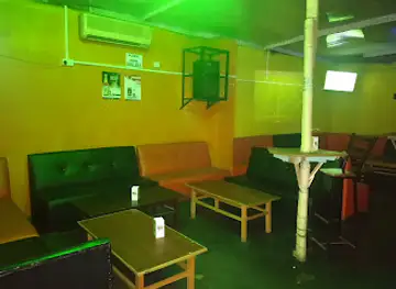 T-rex Sports Bar And Grill
