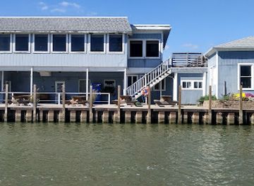 ohio/maumee-bay-state-park/bar/the-bilge-bar-and-grill