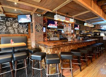 canada/vancouver-island/bar/the-dime-on-queen