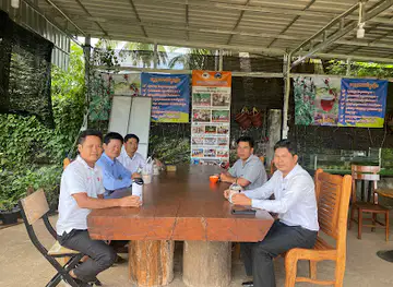 SMK Bus Cafe and Cocktail