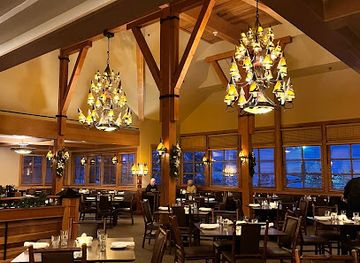 montana/yellowstone-national-park/bar/old-faithful-snow-lodge-obsidian-dining-room