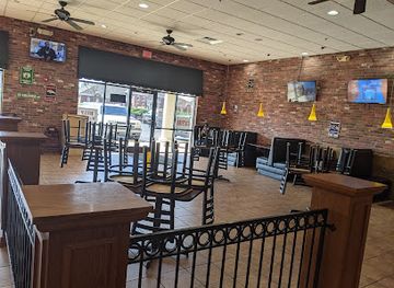 tennessee/germantown/bar/mikes-hot-wings-such-germantown