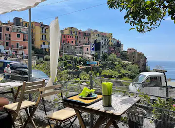 Terra Rossa wine&food winebar