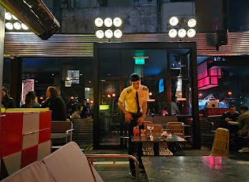 argentina/mesopotamia/bar/airport-bar