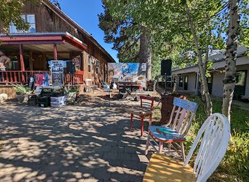 idaho/payette-lake/bar/crusty-s-pizza