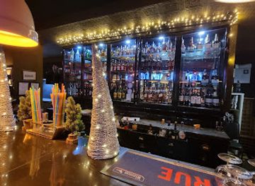 cameroon/mbam-djerem-national-park/bar/black-white-sensation-bastos