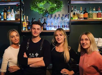 poland/bydgoszcz/szwederowo/bar/mniejwiecej-cocktail-shisha