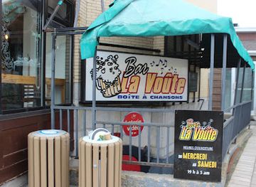 canada/gaspe-peninsula/bar/bar-la-voute