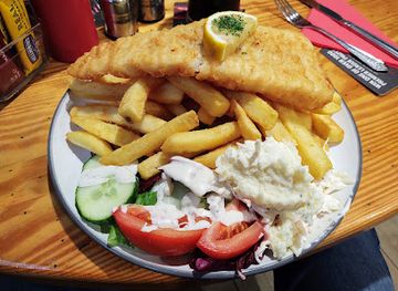 ireland/mizen-head/bar/mc-carthy-s-bar