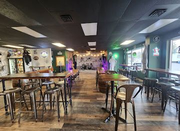 washington/richland/bar/lazy-river-taphouse