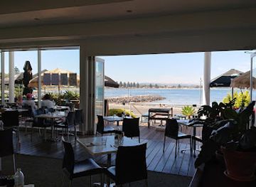 australia/fleurieu-peninsula/bar/whalers-seaside-dining