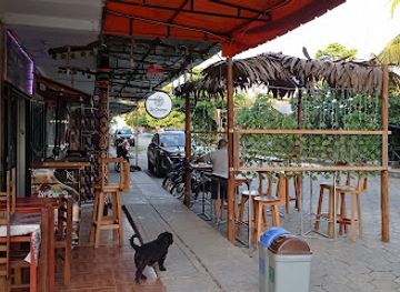 peru/ucayali/bar/destileria-resto-bar-karaoke-napoleon-y-koral