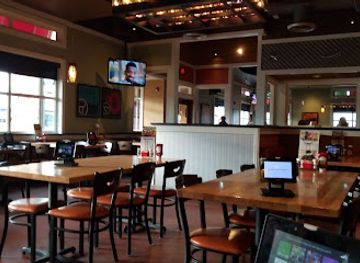 oklahoma/ouachita-national-forest/bar/chili-s-grill-bar