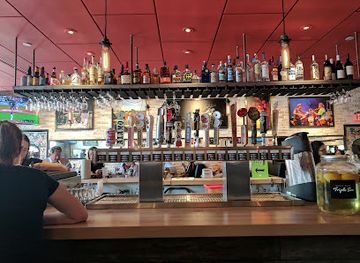 texas/houston/rice-village/bar/hopdoddy-burger-bar