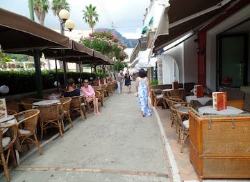 italy/capri/bar/bar-la-pompeiana