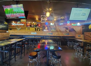 iowa/southwest-iowa/bar/hawk-heaven-tavern
