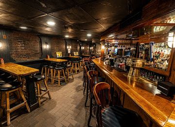 massachusetts/boston/beacon-hill/bar/teddy-s-on-the-hill